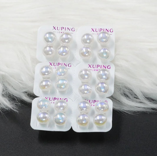 Pearl Knobs