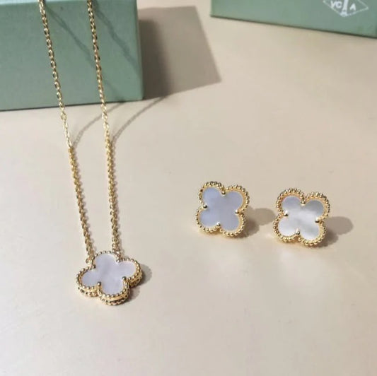 Clover Necklace
