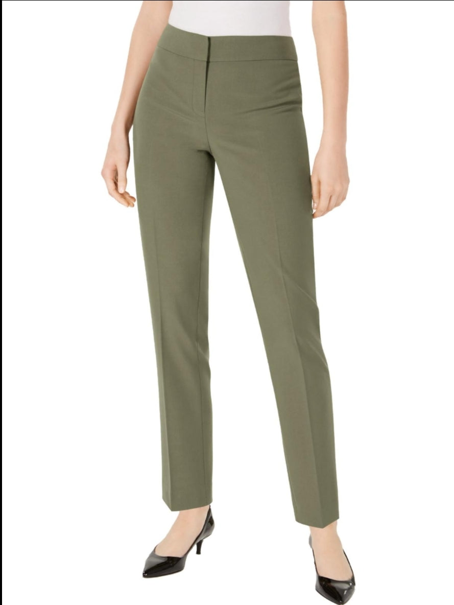 Signature Fit Straight Leg Pants